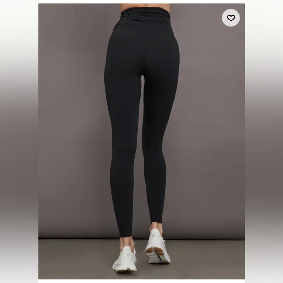 NWT Carbon38 Rosette Legging in Melt High Rise Black - S - Picture 4 of 11